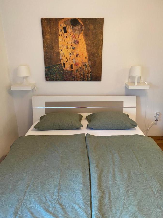 Modern Apartment In Poreč Extérieur photo